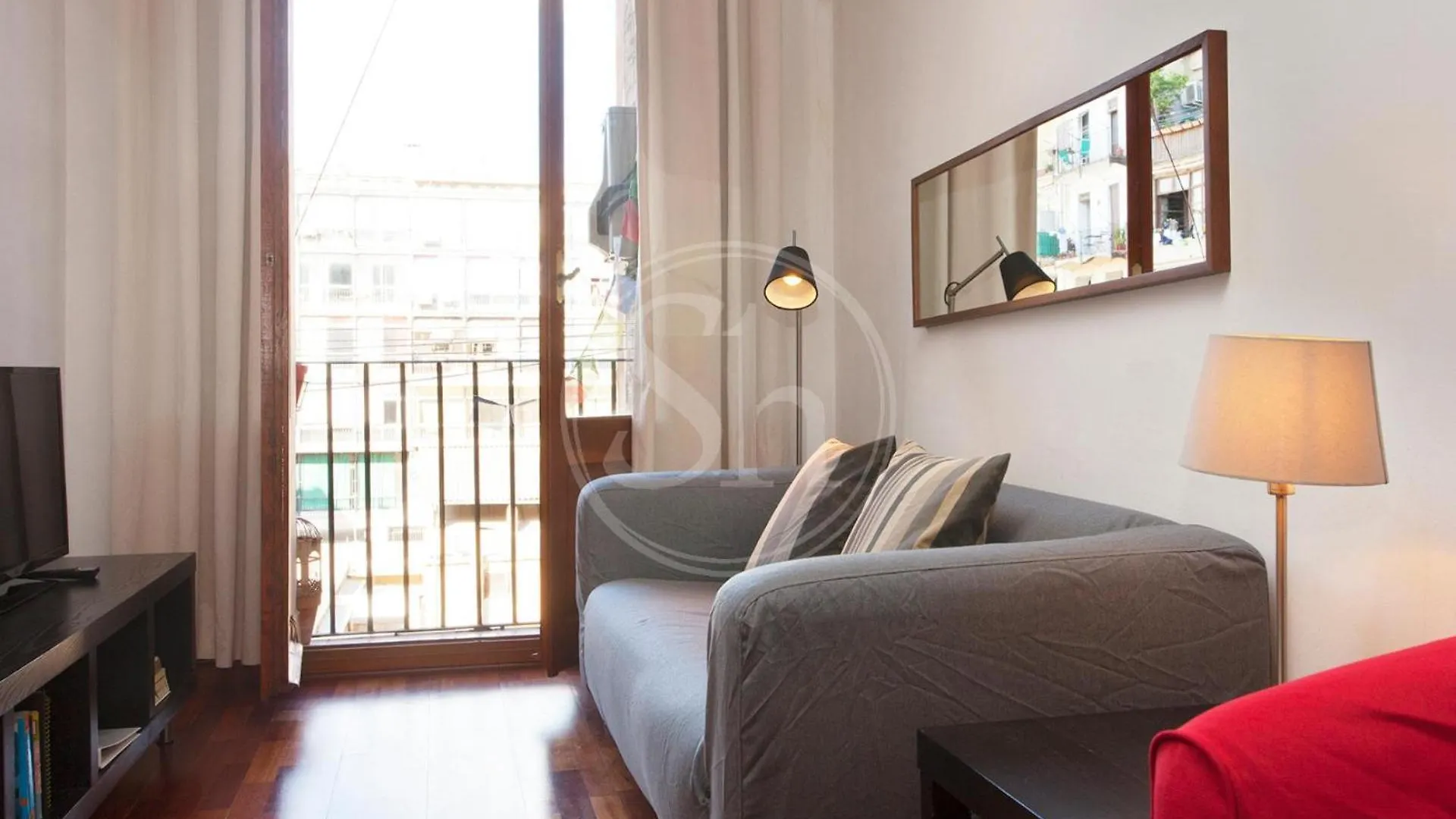 Tranquilo Y Luminoso Apartamento En El Eixample Barcelona